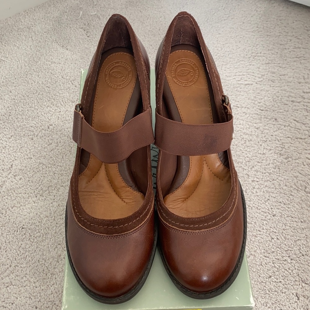 Nurture Panama Nutty heels.